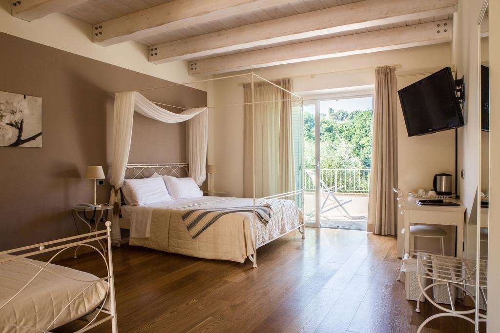 Hotel Giardino Suites And Spa - Numana Phòng bức ảnh